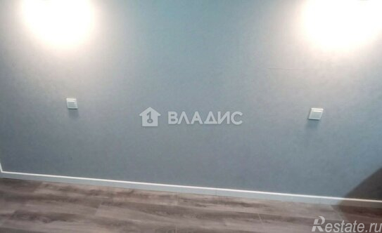 Продажа 2-комн квартиры на вторичном рынке бульвар Академика Ландау