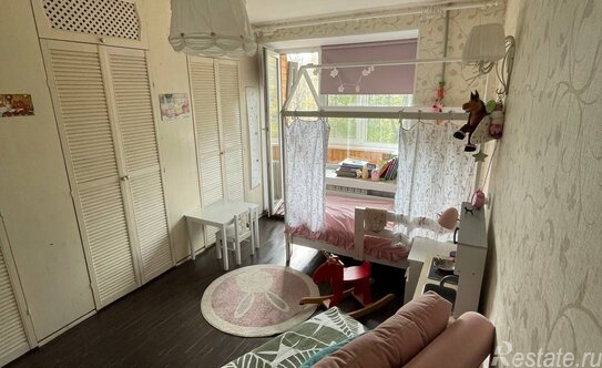 Продажа 3-комн квартиры на вторичном рынке улица Руставели,  д. 50