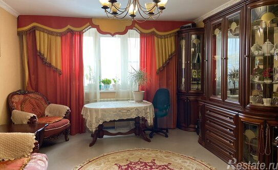 Продажа 3-комн квартиры на вторичном рынке Звенигородская улица,  д. 7