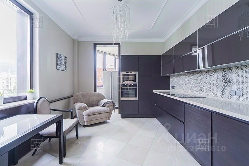 Аренда 4-комн квартиры на вторичном рынке Цветной бульвар, 15к2