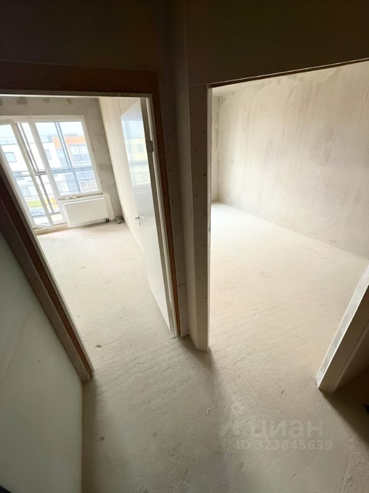 Продажа 1-комн квартиры на вторичном рынке д. Красный Поселок, улица Конюхова, 4