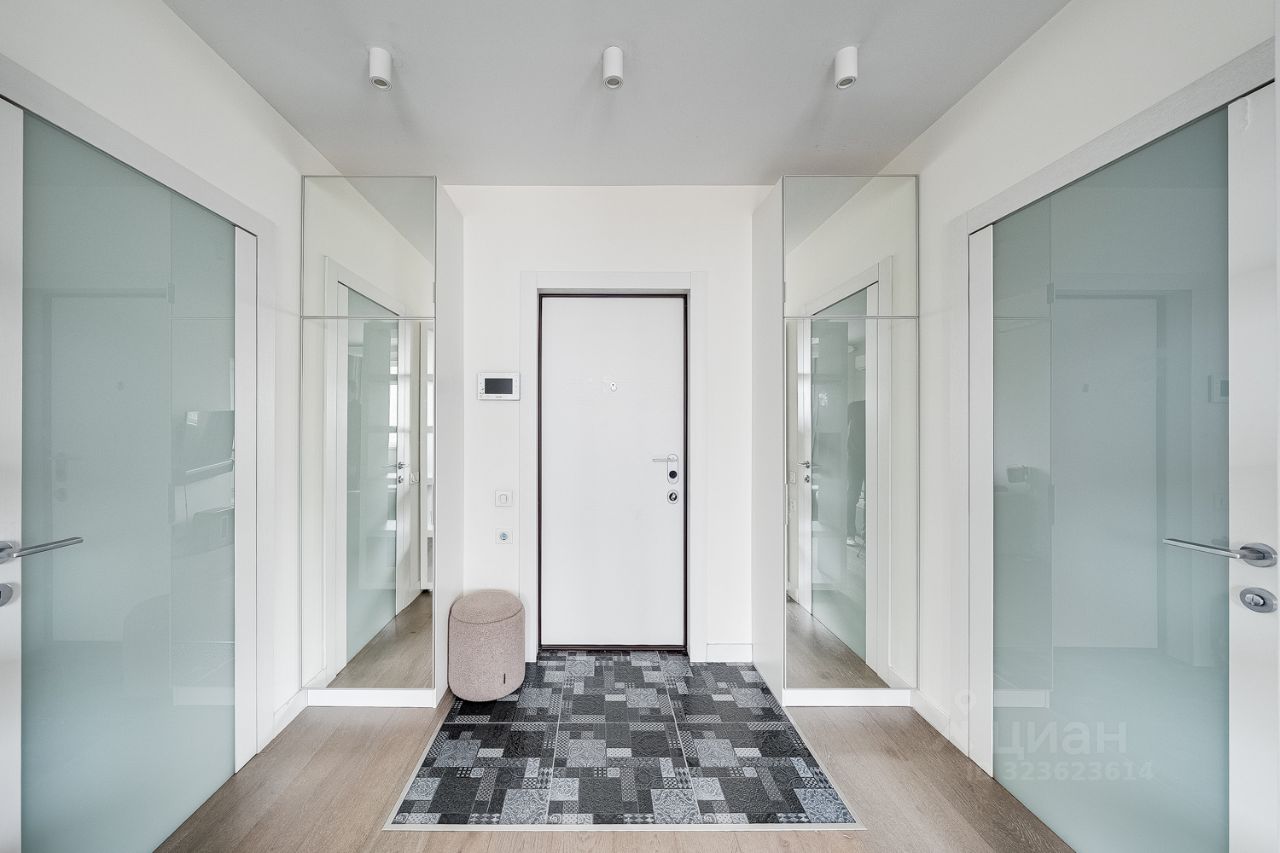 Продажа 2-комн квартиры на вторичном рынке Мичуринский проспект, 21К3