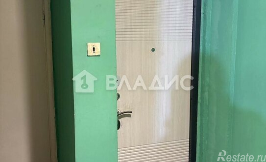 Продажа 2-комн квартиры на вторичном рынке Базовская улица,  д. 4Б