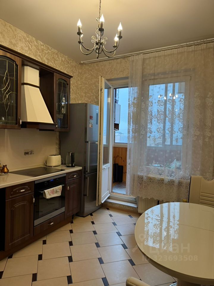 Продажа 2-комн квартиры на вторичном рынке проспект Большевиков, 38к5