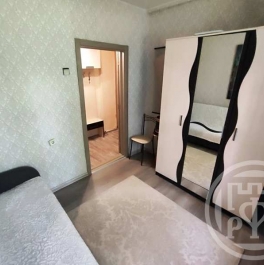 Продажа 2-комн квартиры на вторичном рынке Кировск г., Победы ул. ,  д. 3