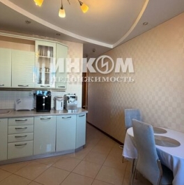 Продажа 1-комн квартиры на вторичном рынке Старопетровский проезд,  д. 12 к1