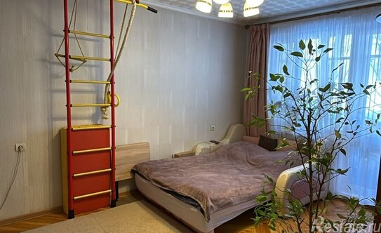 Продажа 2-комн квартиры на вторичном рынке ул Тамбовская,  д. 8,  к. 1