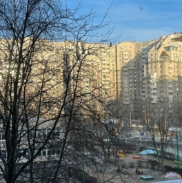 Продажа 3-комн квартиры на вторичном рынке Испытателей пр-кт,  д. 13