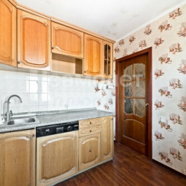 Продажа 3-комн квартиры на вторичном рынке Мытищи г, Академика Каргина ул,  д. 40 к1