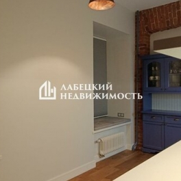 Продажа 2-комн квартиры на вторичном рынке Реки Мойки наб,  д. 8