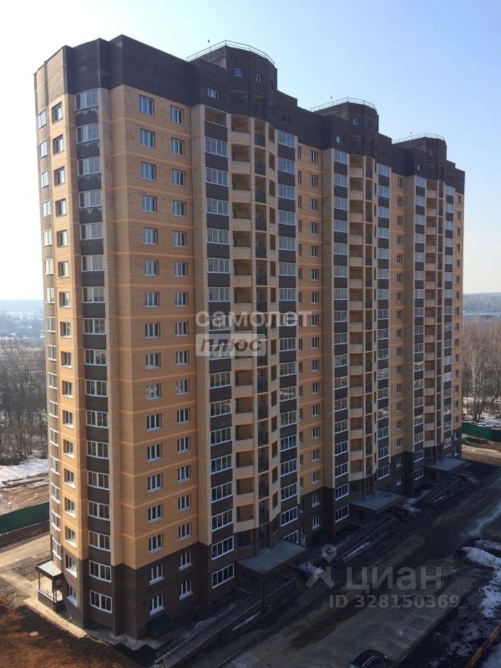 Продажа 3-комн квартиры на вторичном рынке пос. Мебельной Фабрики, улица Заречная, 1А