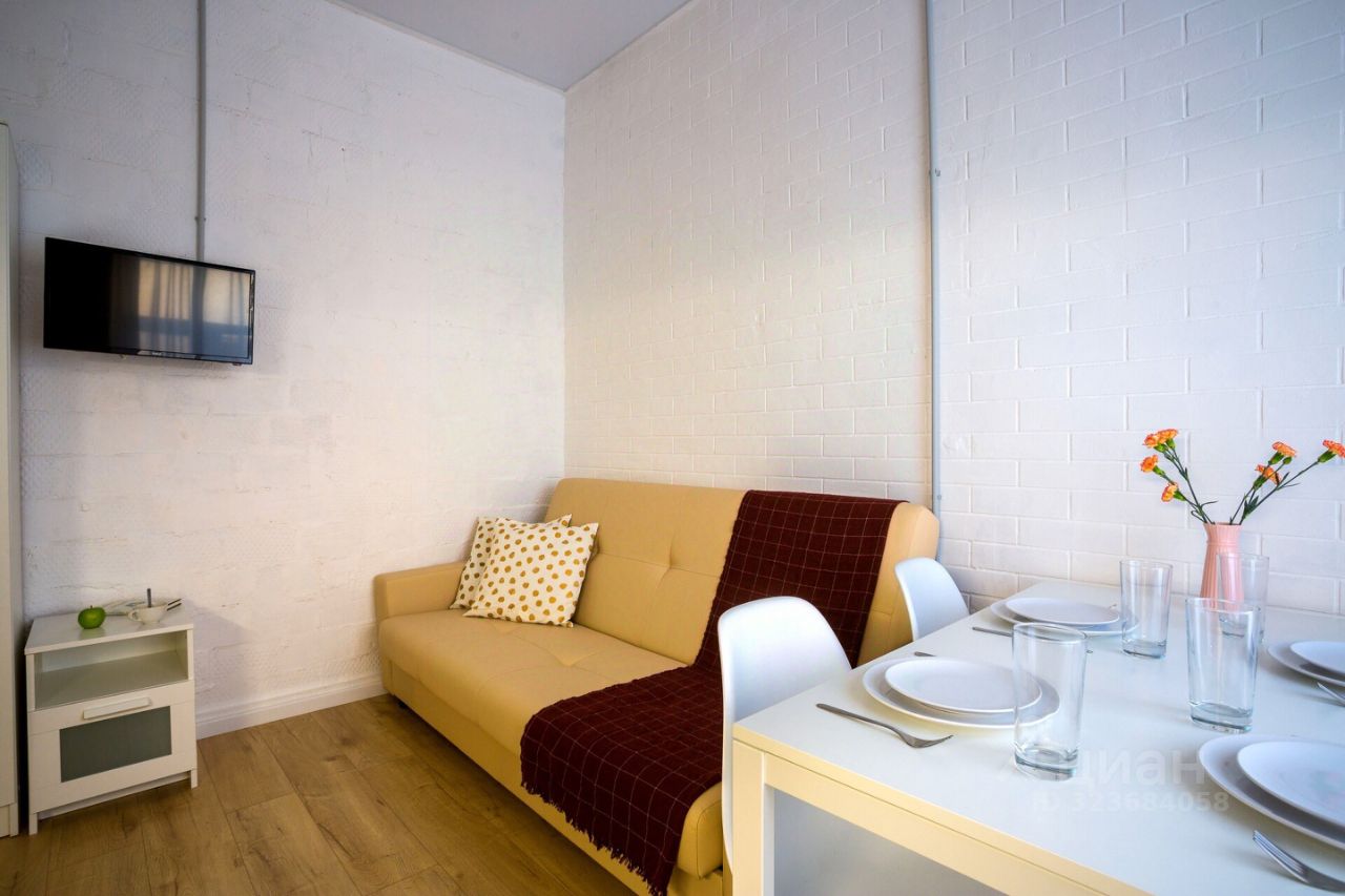 Продажа 6-комн квартиры на вторичном рынке Лиговский проспект, 78