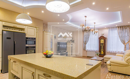 Продажа 2-комн квартиры на вторичном рынке Средний пр-кт,  д. 85 литУ