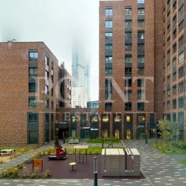 Продажа 4-комн квартиры на вторичном рынке ул Мантулинская,  д. 7,  к. 23