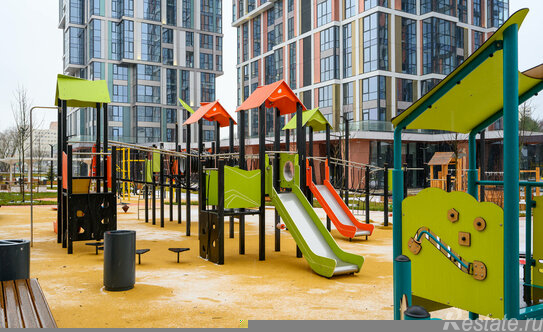 Продажа 3-комн квартиры на вторичном рынке ул Миклухо-Маклая,  д. 21Б,  к. 1