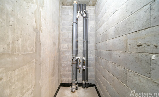 Продажа 1-комн квартиры на вторичном рынке Октябрьская наб,  д. 120 с1