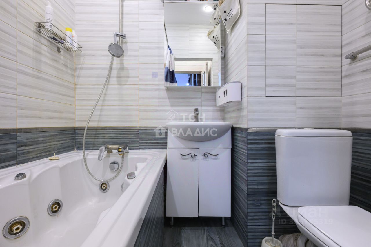 Продажа 1-комн квартиры на вторичном рынке Богородский мкр, Щелково,  д. 19