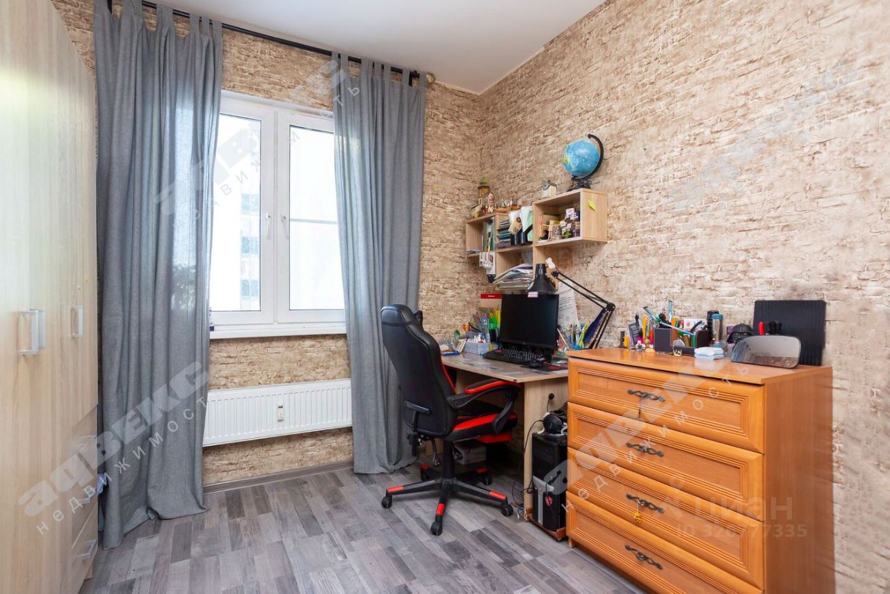 Продажа 2-комн квартиры на вторичном рынке пос. Щеглово, улица Магистральная, 1