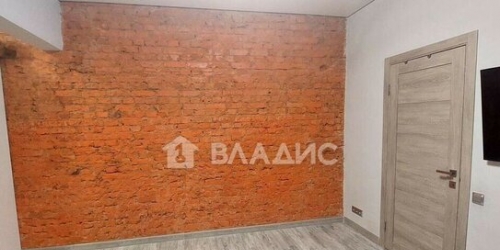 3-комн квартира ул Комдива Орлова,  д. 4