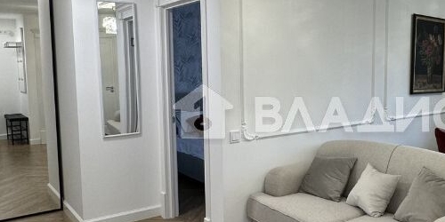 3-комн квартира улица Молодцова, 31К1