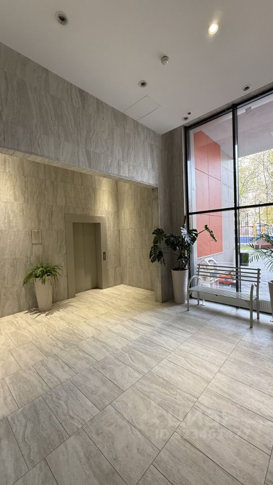 Продажа 1-комн квартиры на вторичном рынке улица Фабрициуса, 18