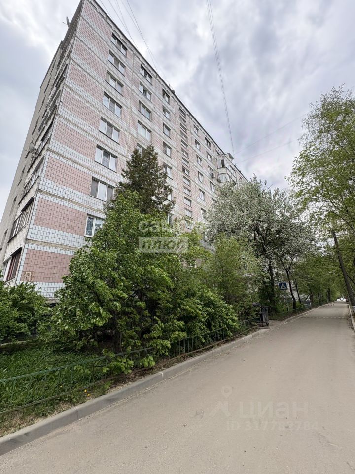 Продажа 2-комн квартиры на вторичном рынке Рекинцо мкр, 8