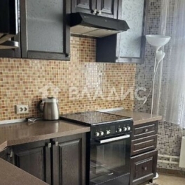 Продажа 2-комн квартиры на вторичном рынке Солнечная улица,  д. 11