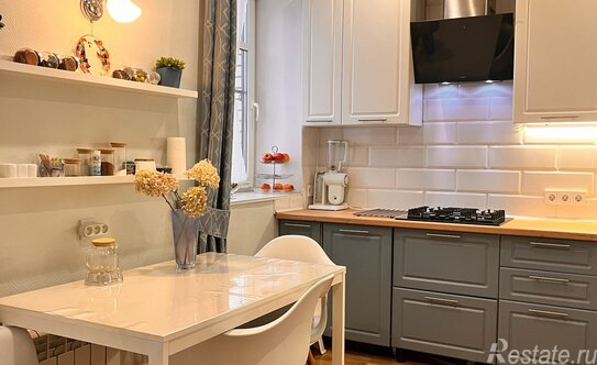 Продажа 2-комн квартиры на вторичном рынке Всеволожск, ул Баркановская,  д. 121