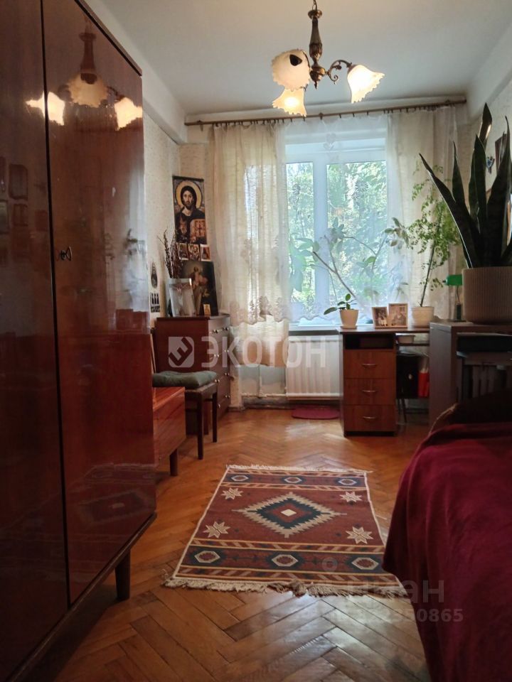 Продажа 2-комн квартиры на вторичном рынке улица Турку, 28К3