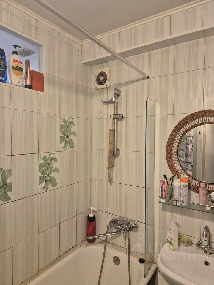 Продажа 2-комн квартиры на вторичном рынке улица Типанова, 17