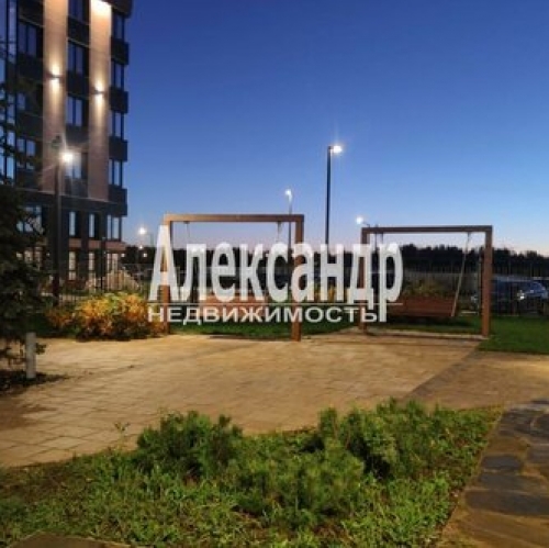 2-комн квартира пр-кт Патриотов,  д. 35