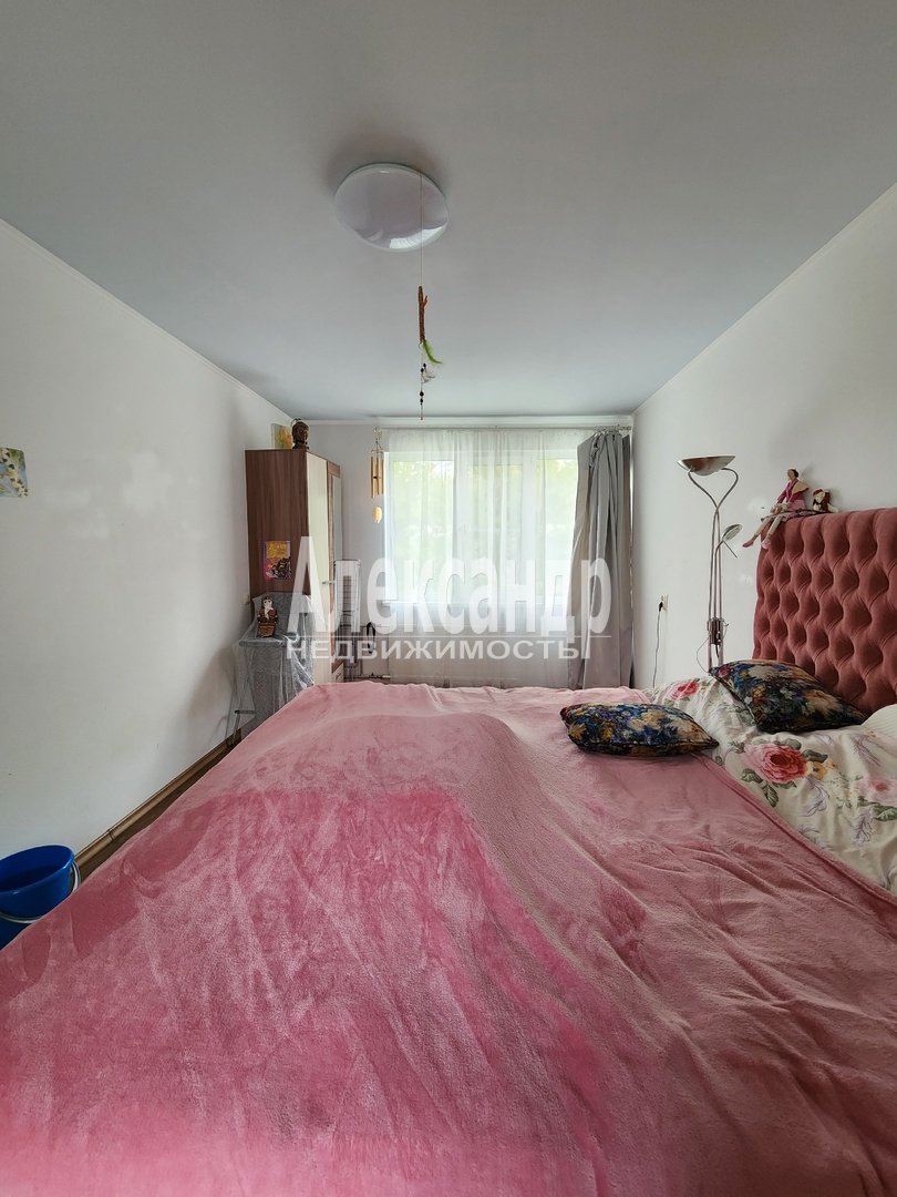 Продажа 3-комн квартиры на вторичном рынке Козлова ул. ,  д. 15,  к. 2