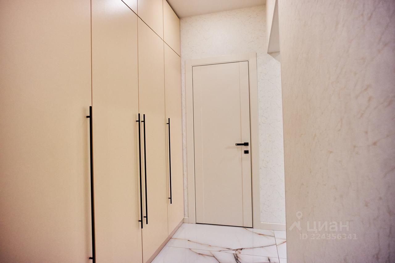 Продажа 3-комн квартиры на вторичном рынке Прилукская улица, 28к2