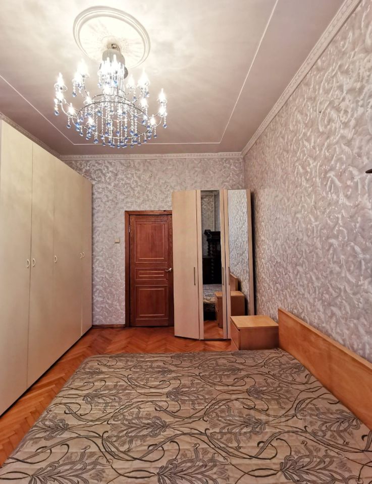 Аренда 2-комн квартиры на вторичном рынке Краснохолмская набережная, 1/15