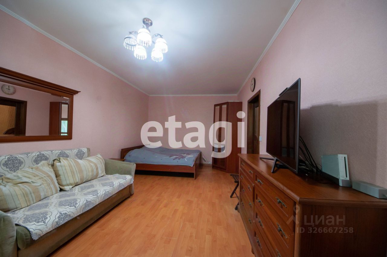 Продажа 1-комн квартиры на вторичном рынке Наличная улица, 40К4