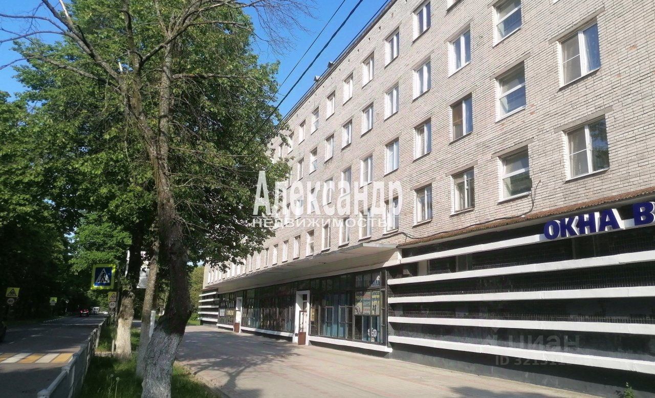 Продажа 3-комн квартиры на вторичном рынке Приозерск, улица Калинина, 25