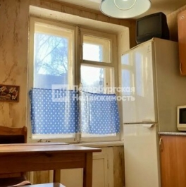 Продажа 2-комн квартиры на вторичном рынке Волхов, ул Александра Лукьянова,  д. 20А