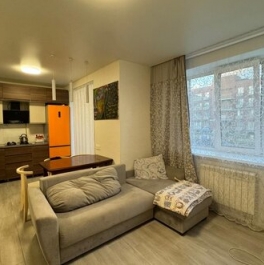 Продажа 2-комн квартиры на вторичном рынке Красногорск г, Опалиха мкр, Луговая ул,  д. 7