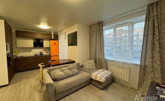 Продажа 2-комн квартиры на вторичном рынке Красногорск г, Опалиха мкр, Луговая ул,  д. 7