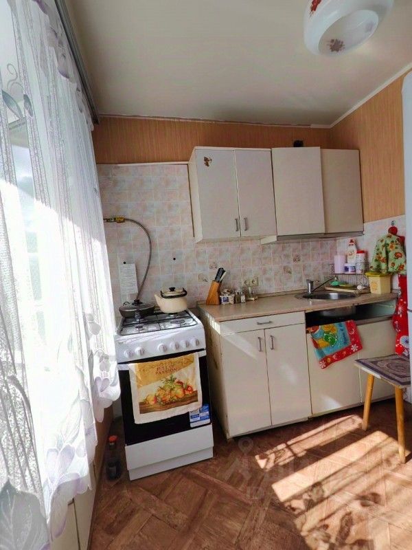 Продажа 3-комн квартиры на вторичном рынке Сергиев Посад, улица Толстого, 1б