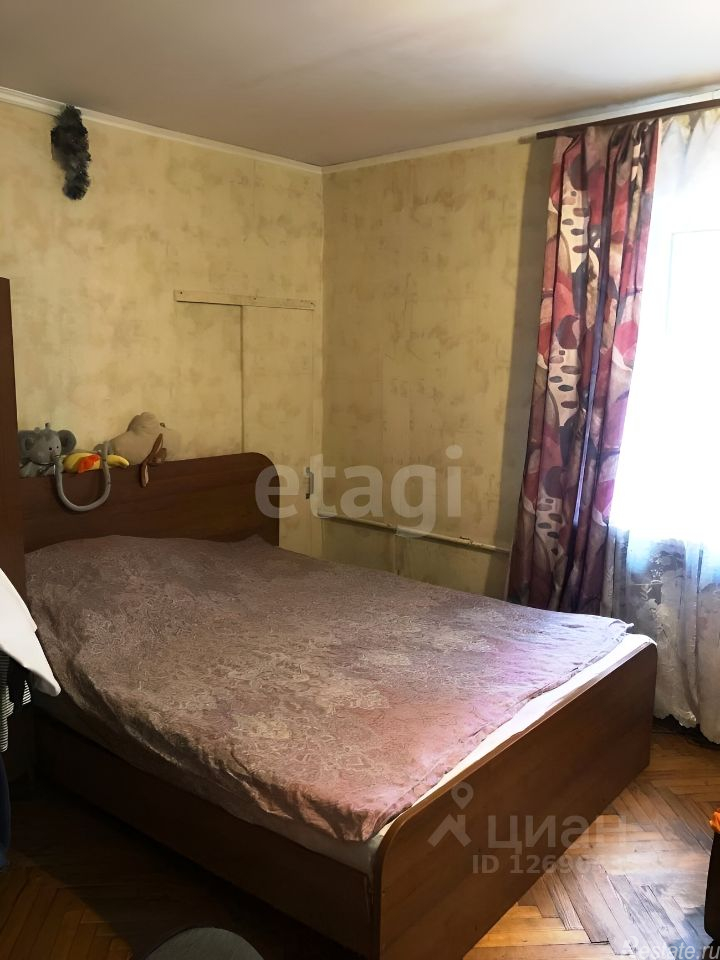 Продажа 1-комн квартиры на вторичном рынке Реутов, улица Гагарина,  д. 3
