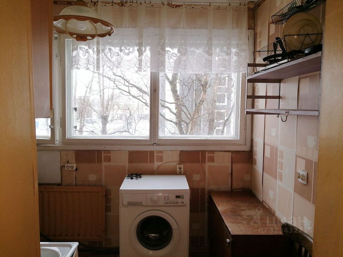 Продажа комнаты улица Летчика Пилютова, 5