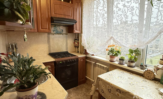 Продажа 1-комн квартиры на вторичном рынке ул Купчинская,  д. 8,  к. 1