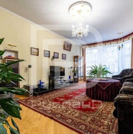 Продажа 4-комн квартиры на вторичном рынке Утиная 1-я ул,  д. 32