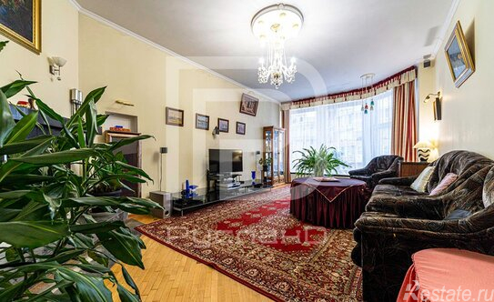 Продажа 4-комн квартиры на вторичном рынке Утиная 1-я ул,  д. 32