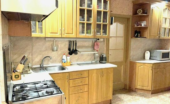 Продажа 4-комн квартиры на вторичном рынке ул Разъезжая,  д. 20