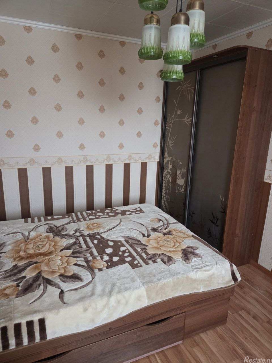 Аренда 2-комн квартиры на вторичном рынке Художников проспект, 15, к 1