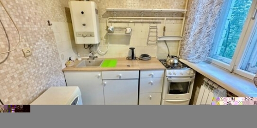 4-комн квартира ул Введенского,  д. 32