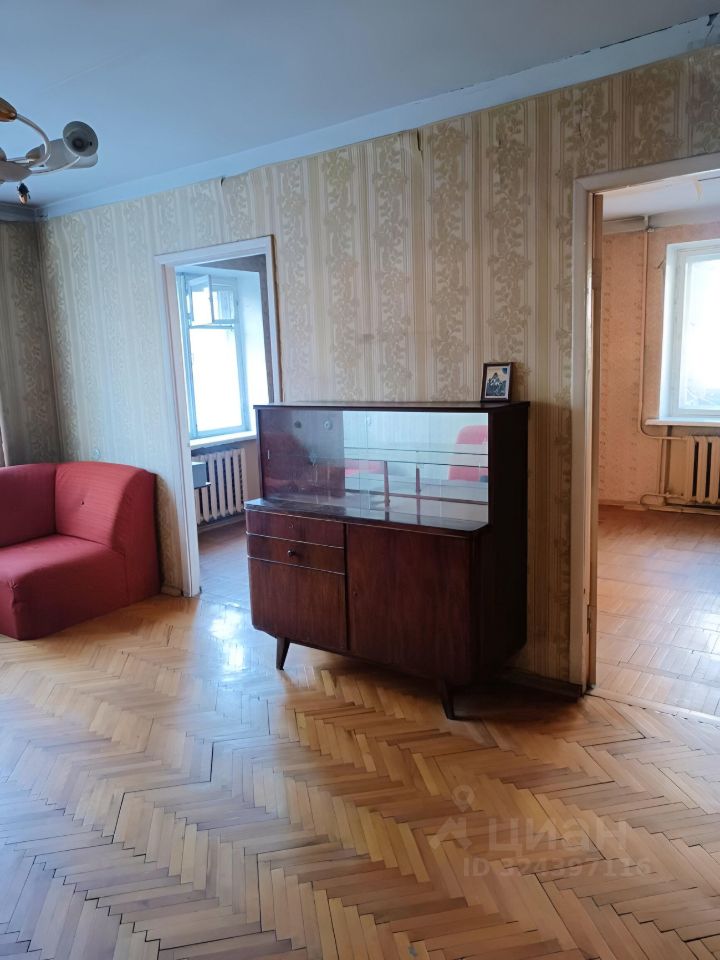 Продажа 4-комн квартиры на вторичном рынке Малаховка пгт, шоссе Быковское, 30