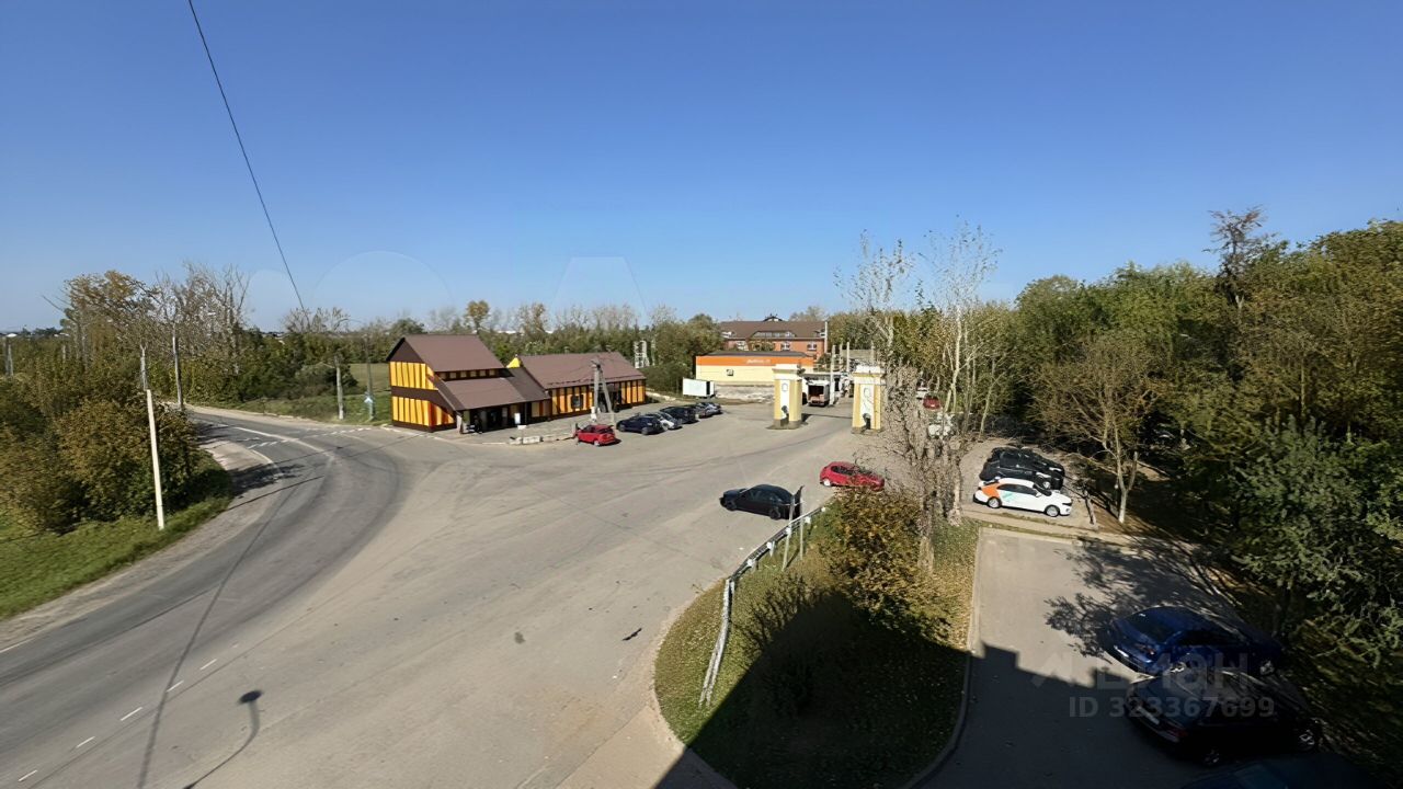 Продажа 3-комн квартиры на вторичном рынке пос. Сергиевский, улица Центральная, 39